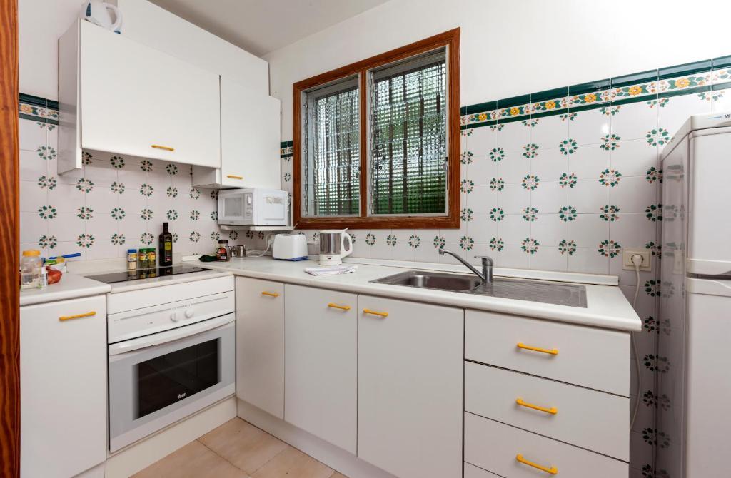 Apartamentos Leo Port de Pollença Pokoj fotografie